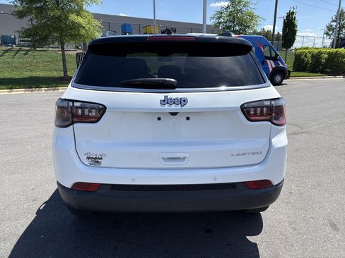 Used 2026 Jeep Compass Limited image 8