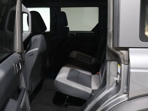 Used 2025 Ford Bronco Big Bend image 16