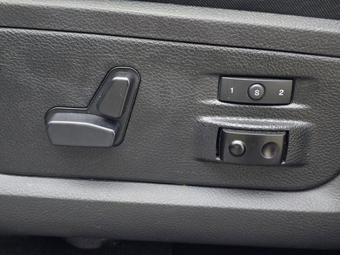 Used 2016 RAM 3500 Laramie w/ Sport Appearance Group AWD/4WD image 29