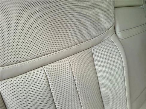 Used 2023 Land Rover Range Rover SE AWD/4WD image 18