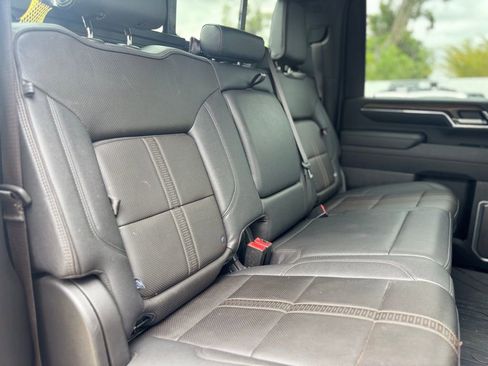 Used 2024 Chevrolet Silverado 2500 High Country w/ Technology Package image 21