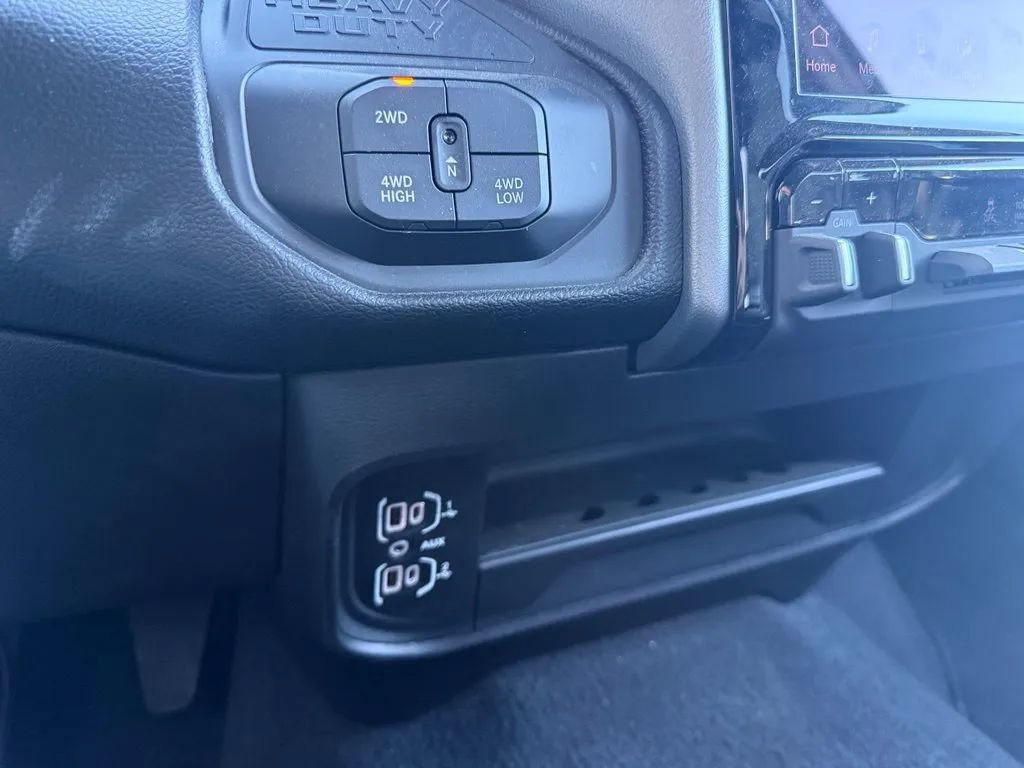 Used 2026 RAM 2500 Big Horn AWD/4WD image 20