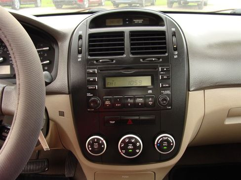 Used 2009 Kia Spectra EX image 14