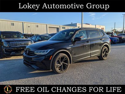 Certified 2023 Volkswagen Tiguan SE R-Line