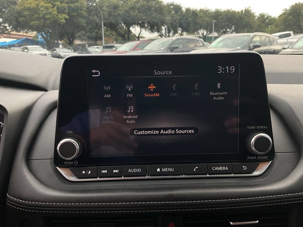 Used 2025 Nissan Rogue SV FWD image 28
