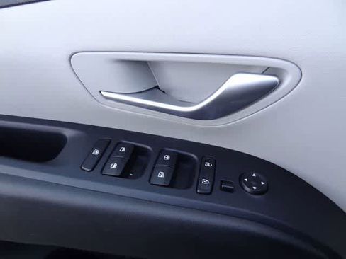 Used 2024 Hyundai Tucson SEL image 16