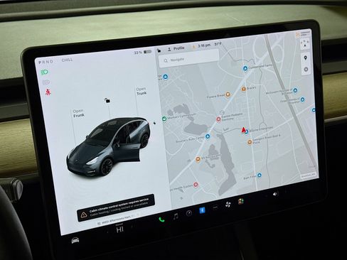 Used 2021 Tesla Model Y Long Range image 2