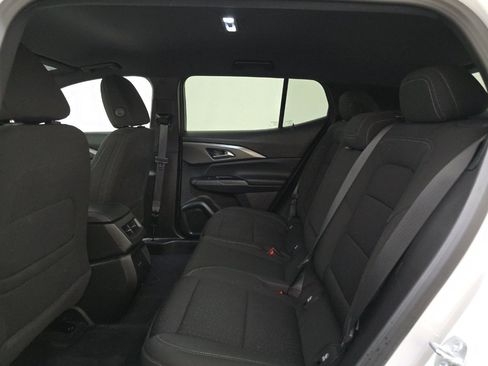 Used 2025 Chevrolet Equinox EV LT FWD image 6