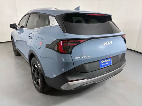 New 2026 Kia Sportage EX AWD/4WD image 6
