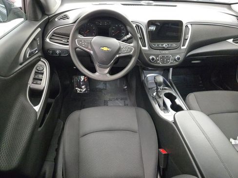 Used 2024 Chevrolet Malibu LT image 19