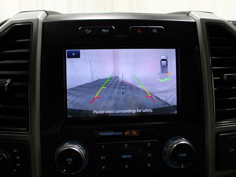 Used 2019 Ford F150 Lariat w/ Equipment Group 502A Luxury image 15