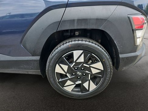 Used 2024 Hyundai Kona SEL AWD/4WD image 46