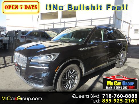 Used 2024 Lincoln Aviator AWD image 1