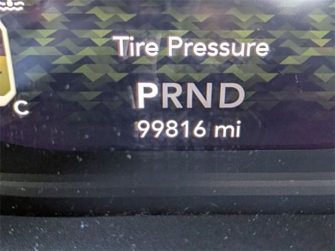 Used 2018 Jeep Wrangler Unlimited Sahara w/ Cold Weather Group image 20