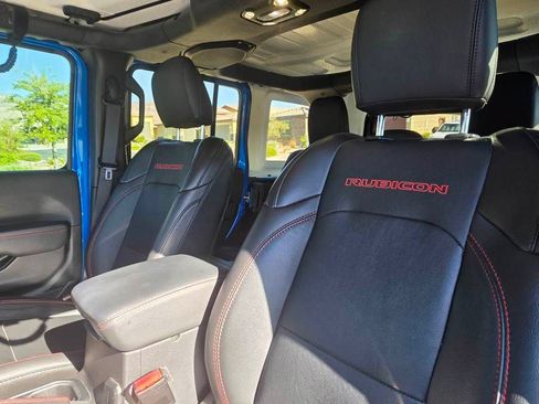 Used 2021 Jeep Wrangler Unlimited Rubicon AWD/4WD image 6