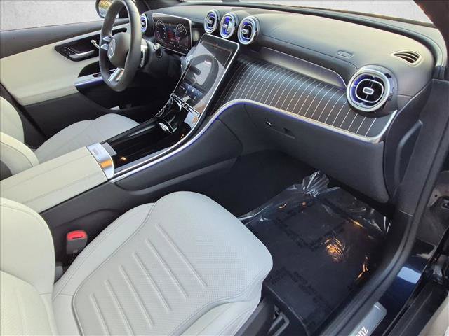 Used 2023 Mercedes-Benz GLC 300 4MATIC image 22
