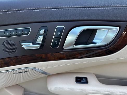 Used 2020 Mercedes-Benz SL 550 image 18