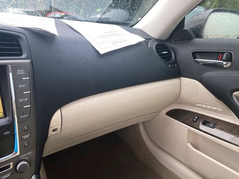 Used 2010 Lexus IS 250C RWD image 34