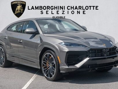 Used 2025 Lamborghini Urus SE