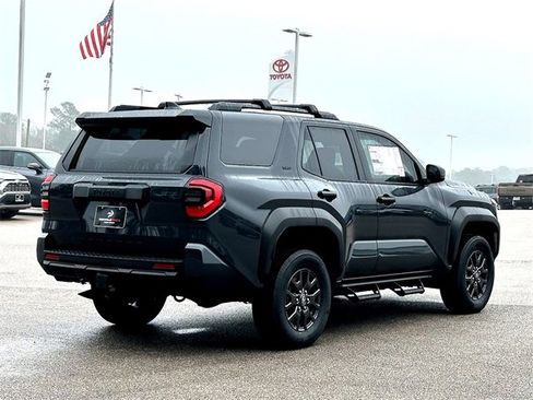 New 2026 Toyota 4Runner SR5 image 8
