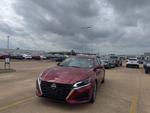 Certified 2025 Nissan Altima 2.5 SL image 7