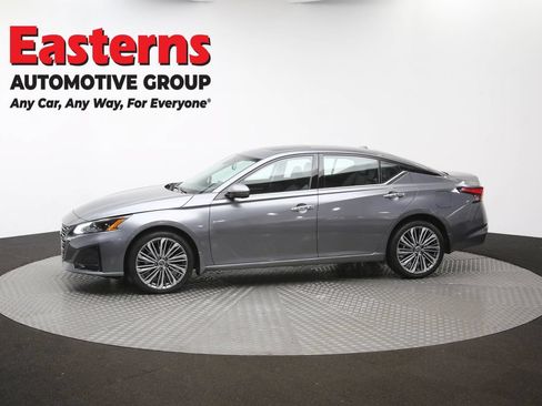 Used 2023 Nissan Altima 2.5 SL AWD/4WD image 51