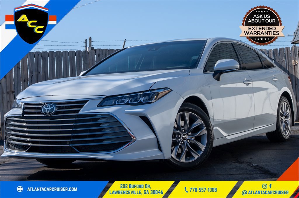 Used 2020 Toyota Avalon XLE FWD image 1