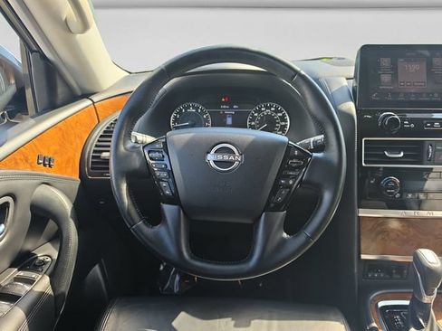Used 2024 Nissan Armada SL w/ Captain's Chairs Package AWD/4WD image 13