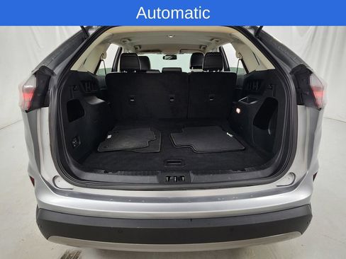 Used 2024 Ford Edge SEL AWD/4WD image 15