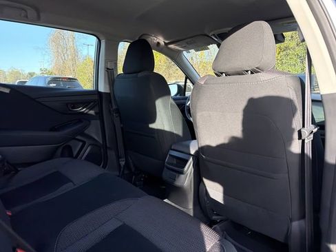 Used 2025 Subaru Outback image 17