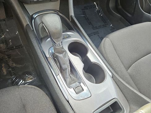 Used 2024 Chevrolet Malibu LT image 31