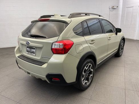 Used 2017 Subaru Crosstrek 2.0i Limited image 4
