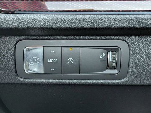 New 2026 Chevrolet Traverse RS image 18