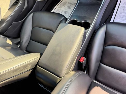 Used 2018 Tesla Model 3 Long Range AWD/4WD image 46