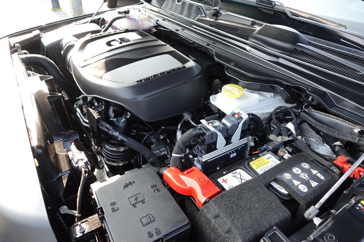 Used 2025 RAM 1500 Laramie w/ Sport Appearance Package AWD/4WD image 59