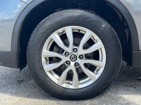 Used 2020 Nissan Rogue SV AWD/4WD image 33