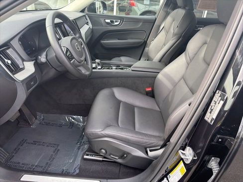 Certified 2025 Volvo XC60 B5 Plus image 14