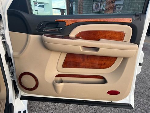 Used 2008 Chevrolet Silverado 3500 LTZ w/ EZ-Lift Tailgate Package image 29