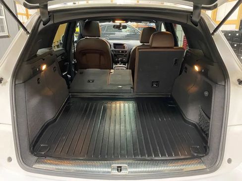 Used 2017 Audi Q5 2.0T Premium Plus w/ Technology Package image 35