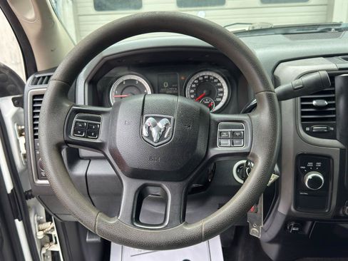 Used 2013 RAM 2500 Tradesman w/ Chrome Appearance Group AWD/4WD image 15