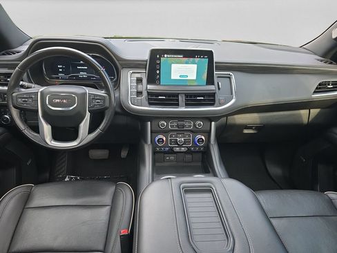Used 2023 GMC Yukon XL SLT AWD/4WD image 11