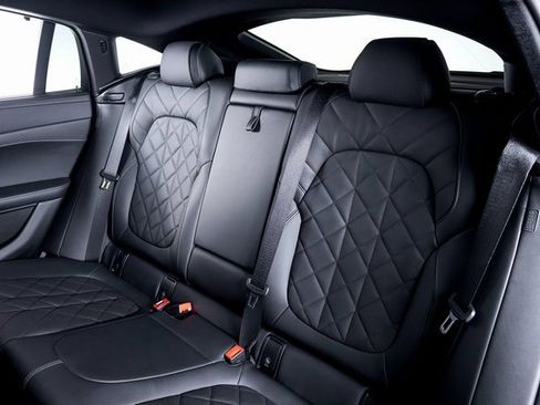 Used 2023 BMW X6 M50i w/ Parking Assistance Package image 24