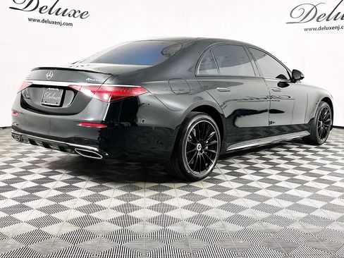 Used 2023 Mercedes-Benz S 500 4MATIC w/ AMG Line image 6