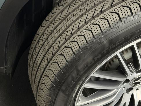 Certified 2025 Mercedes-Benz GLC 300 4MATIC image 19