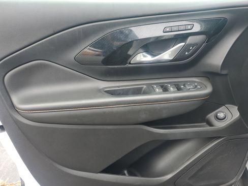 Used 2022 GMC Terrain AT4 image 18