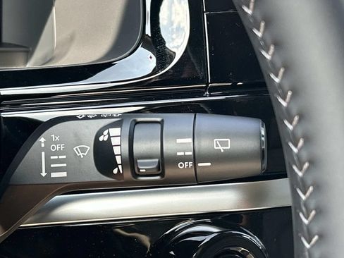 New 2026 Nissan Pathfinder SL AWD/4WD image 28