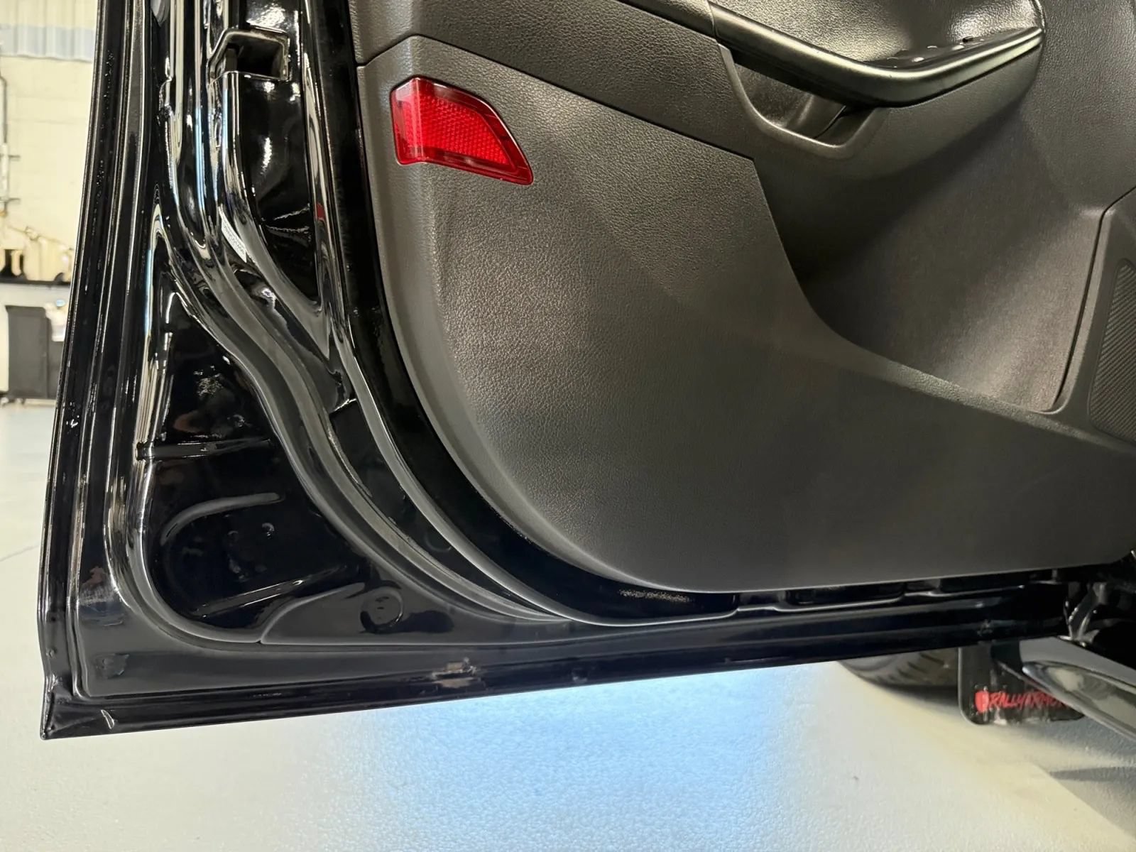 Used 2017 Ford Focus RS AWD/4WD image 34