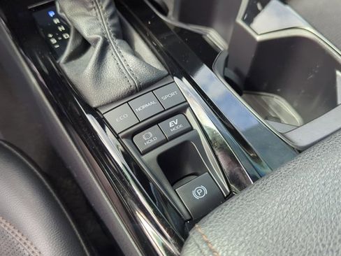 Used 2026 Toyota Camry XLE FWD image 23