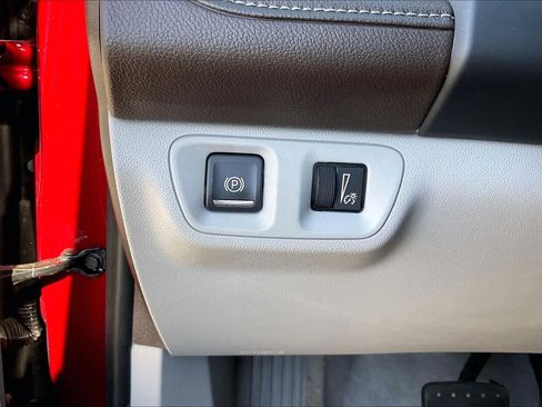 Used 2020 GMC Acadia SLT w/ Trailering Package image 12