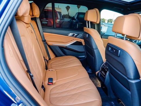 Used 2023 BMW X5 M50i AWD/4WD image 20